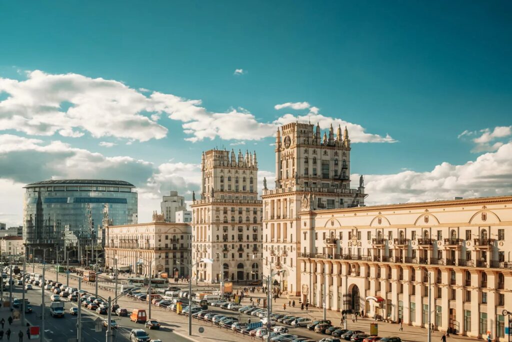 Ворота Минска Привокзальная площадь